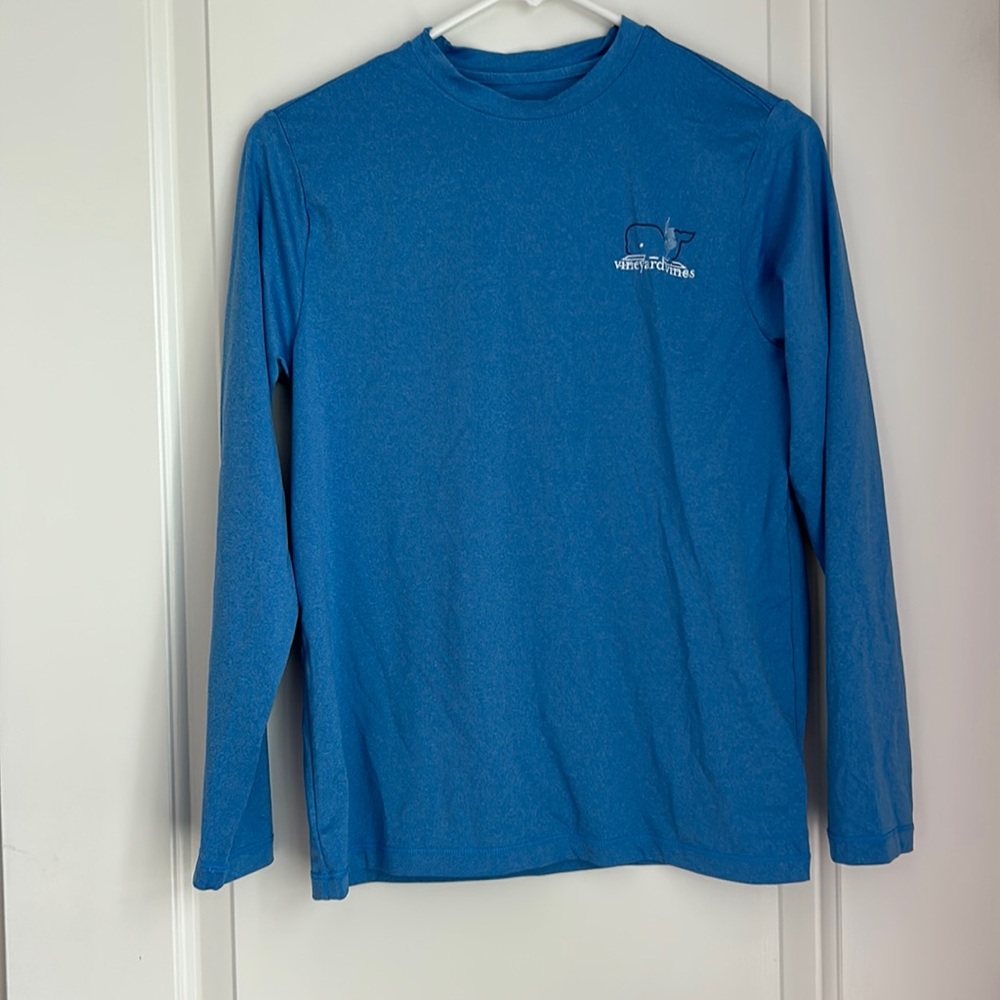 Vineyard vines, baseball shirt